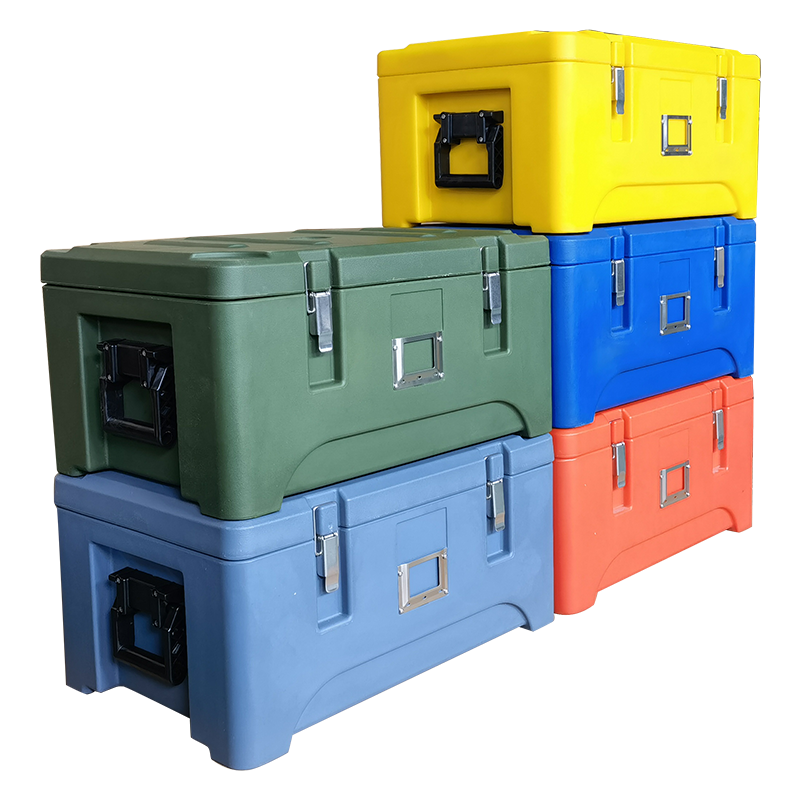 滾塑加工廠深度解析聚乙烯材料在軍事與民用領域的應用及其環(huán)境影響探究